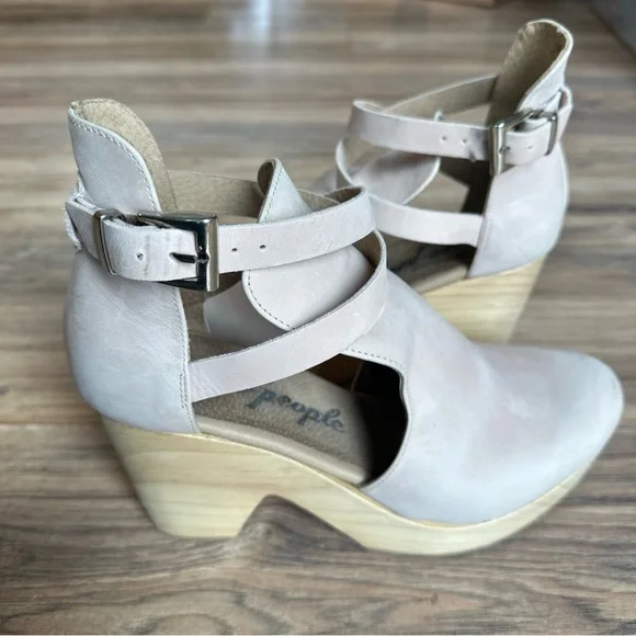 Free People Pink and Tan Mules - Picture 2 of 10